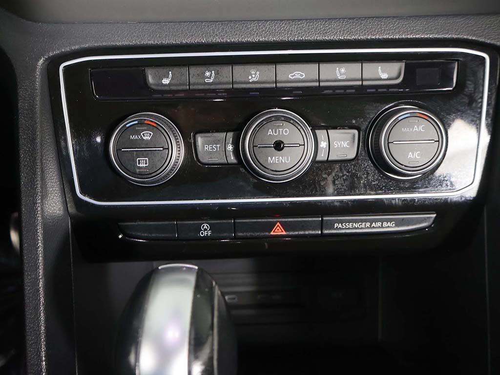 Used 2023 Volkswagen Atlas SEL Premium AWD/4WD image 54