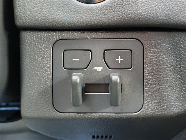 Used 2025 Toyota Sequoia SR5 image 19