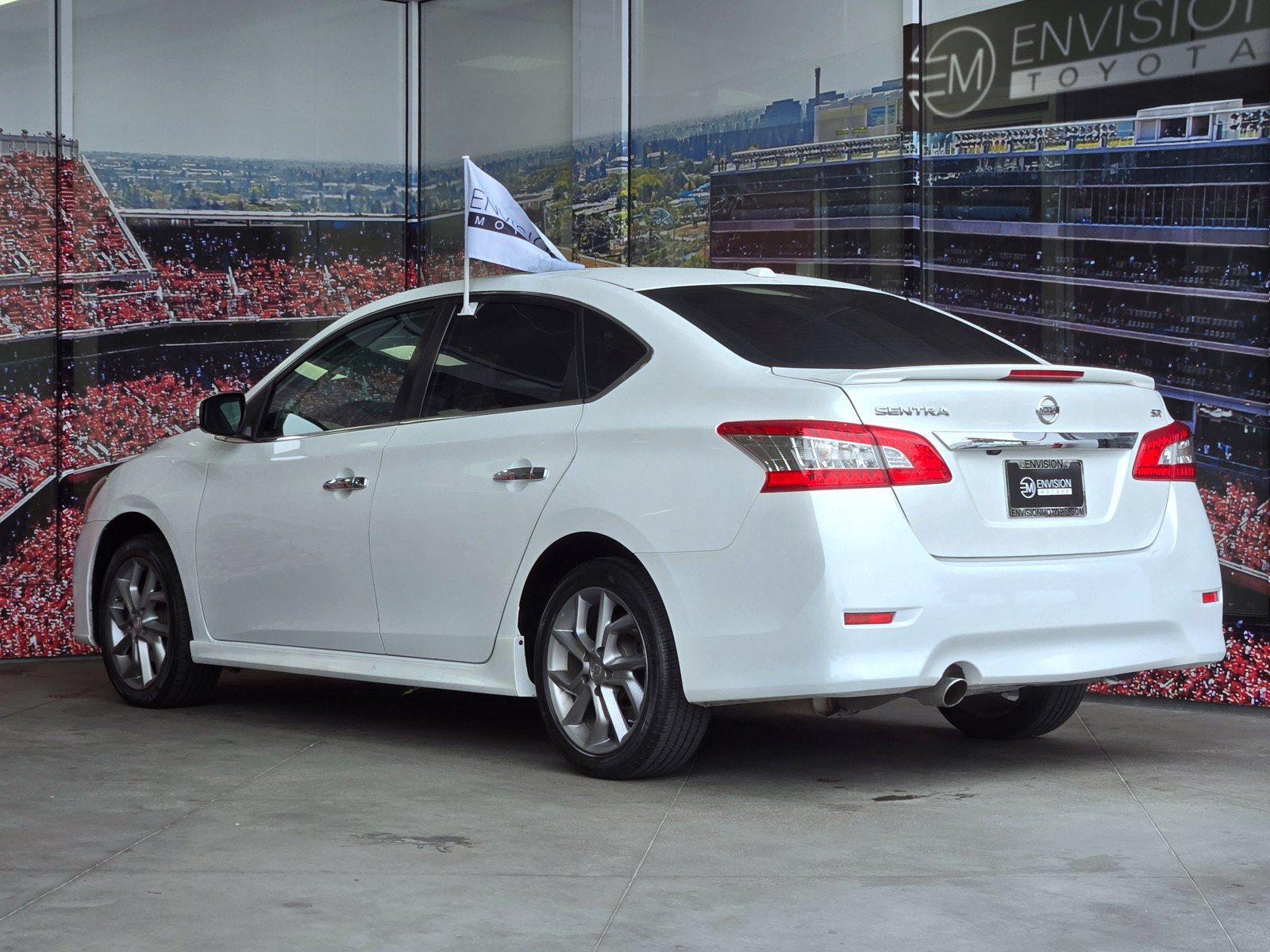 Used 2015 Nissan Sentra FWD image 5