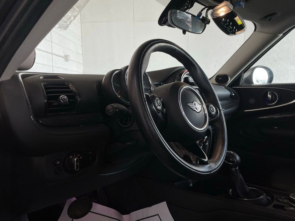Used 2017 MINI Cooper Clubman S image 19