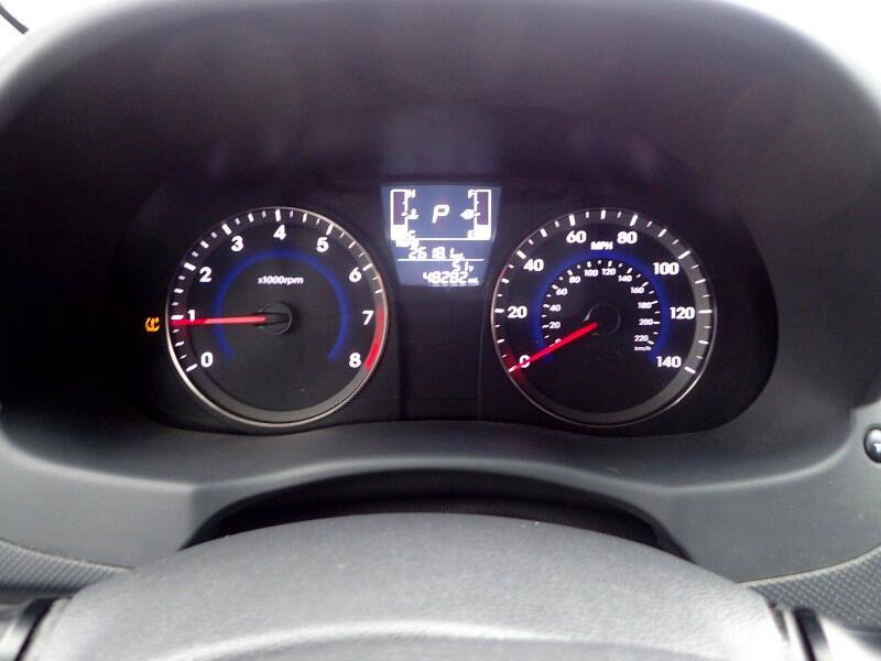 Used 2017 Hyundai Accent SE image 14