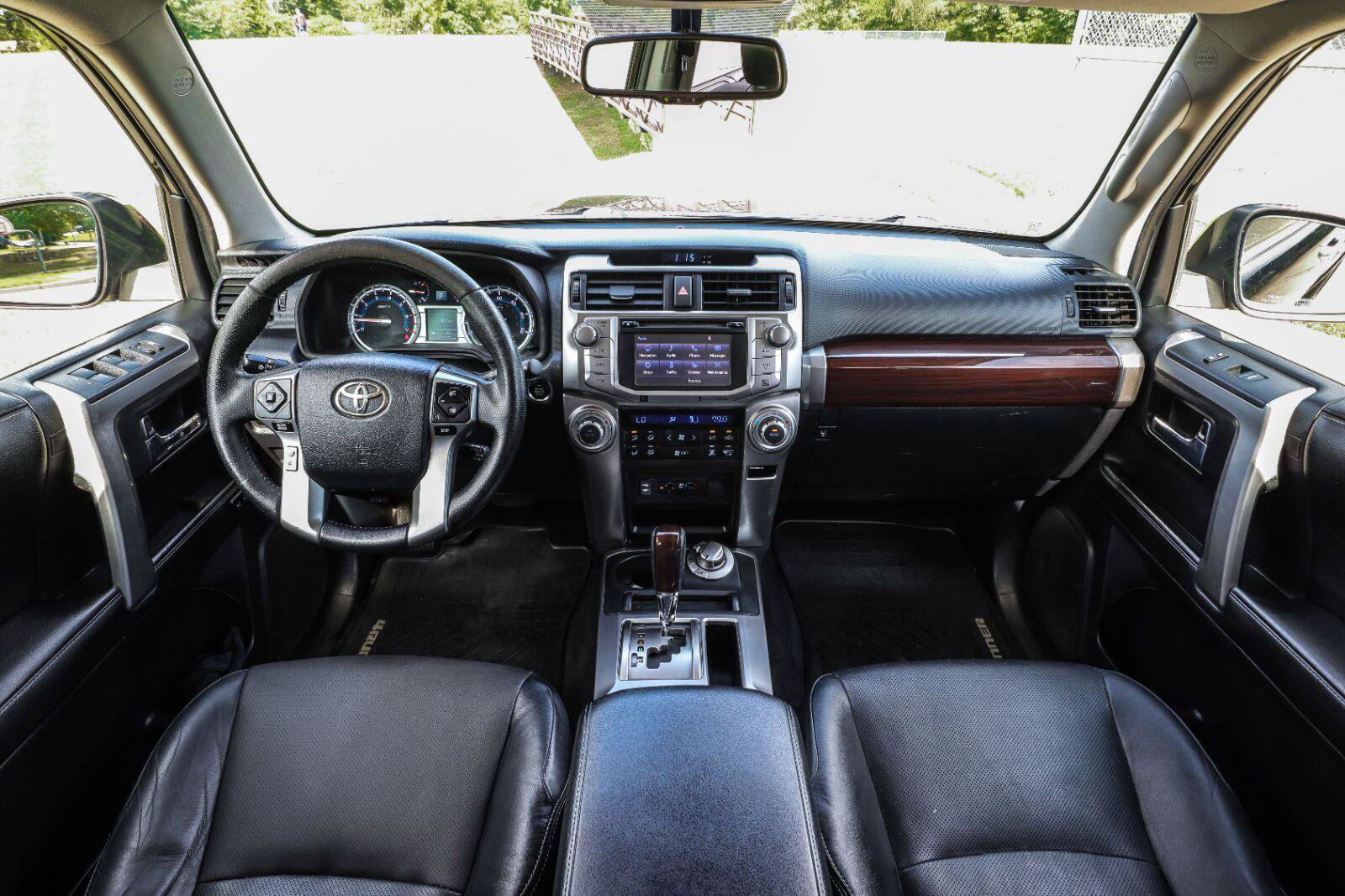 Used 2014 Toyota 4Runner Limited AWD/4WD image 2