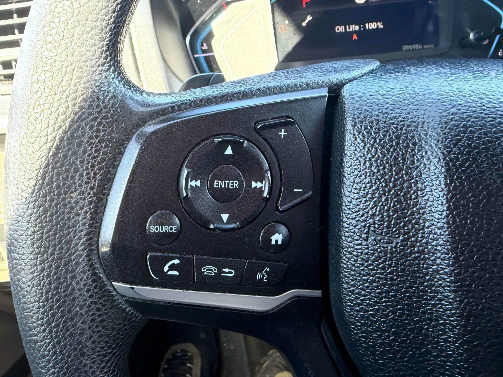 Used 2019 Honda Odyssey LX image 21