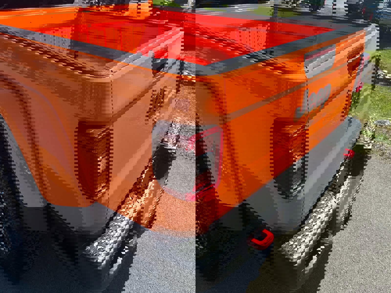 New 2025 Jeep Gladiator Rubicon image 9