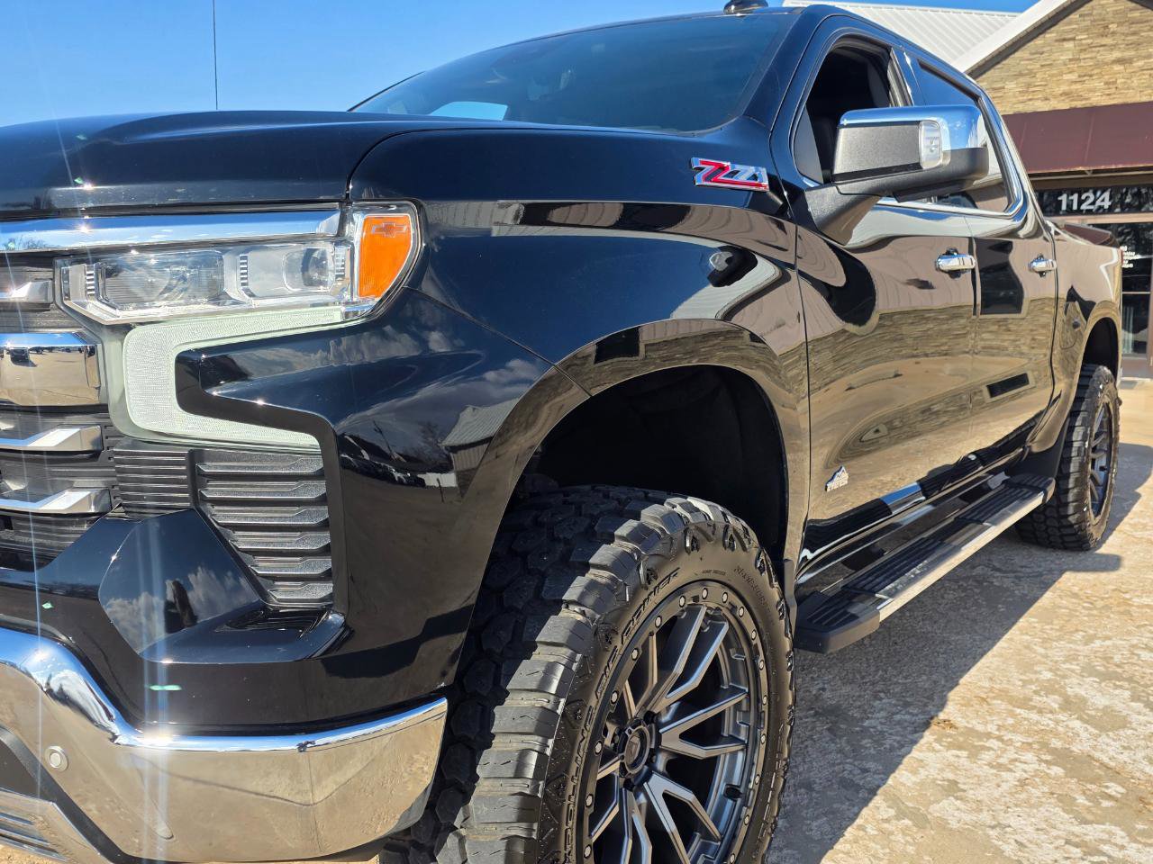 Used 2022 Chevrolet Silverado 1500 LTZ w/ LTZ Premium Package image 30