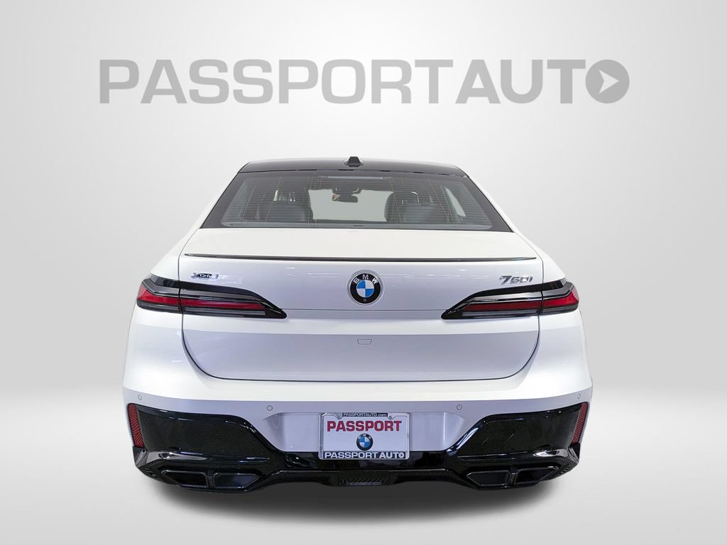Certified 2024 BMW 760i xDrive AWD/4WD image 6