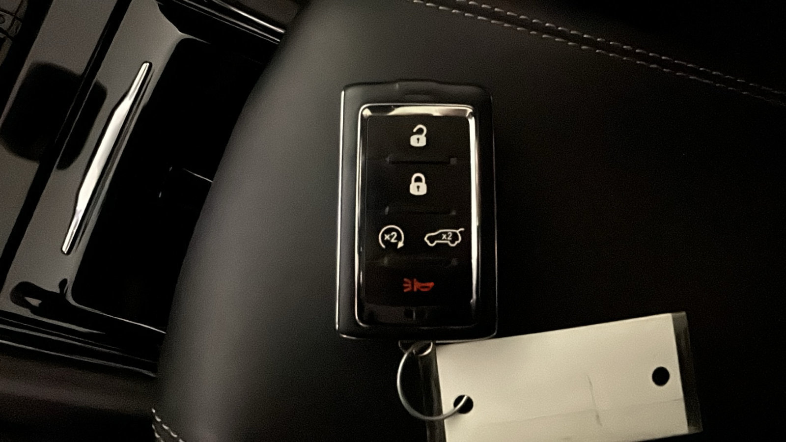 Used 2023 Jeep Grand Cherokee Overland w/ Luxury Tech Group IV AWD/4WD image 25