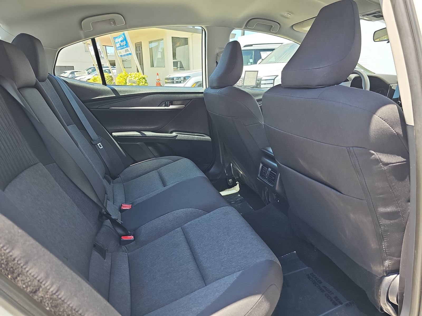 Used 2025 Toyota Camry LE FWD image 11