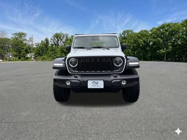 Used 2025 Jeep Wrangler Sport AWD/4WD image 3