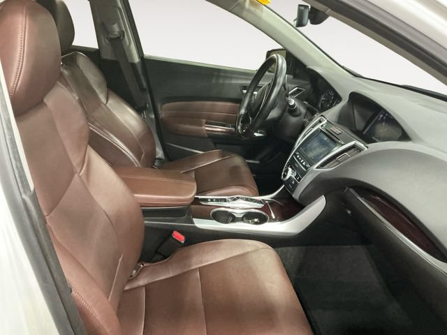 Used 2017 Acura TLX w/ Technology Package FWD image 16