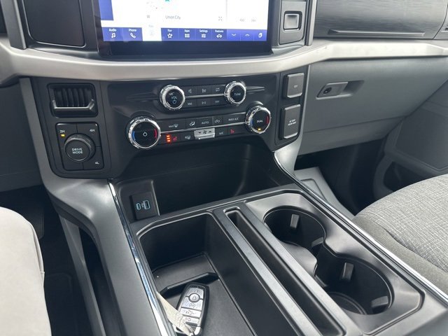 Used 2022 Ford F150 XLT w/ Equipment Group 302A High image 37