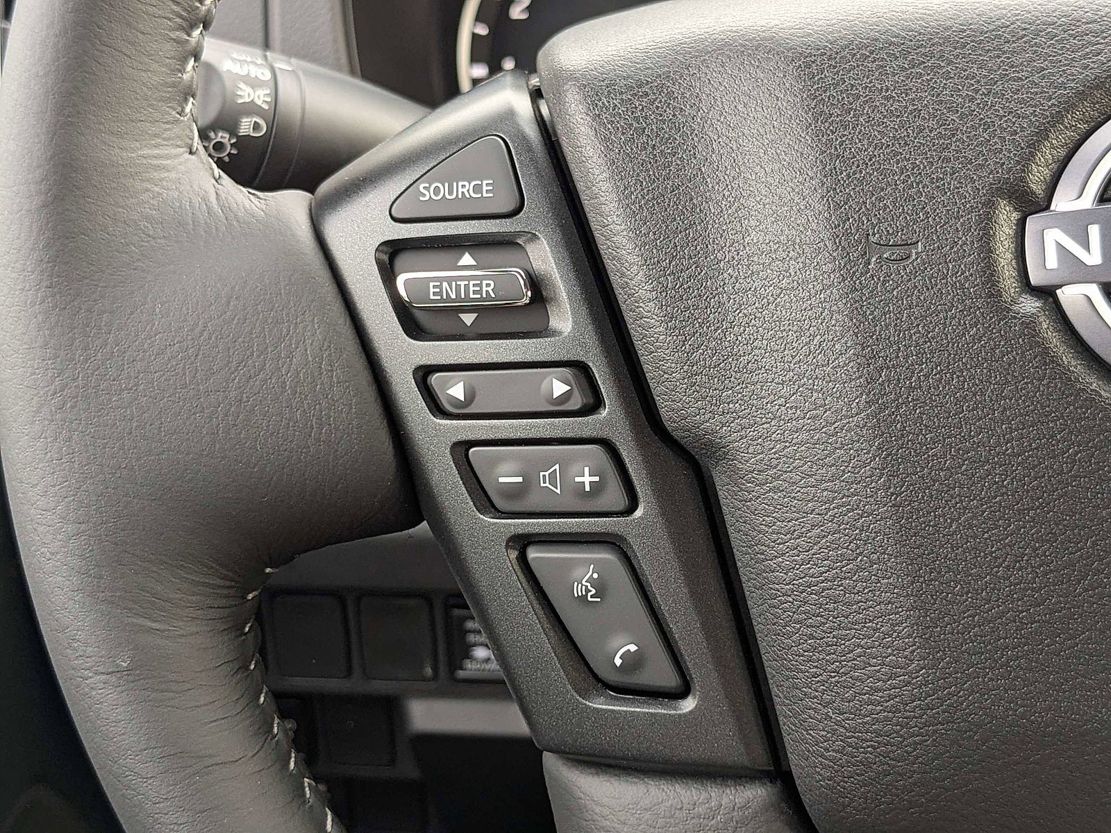 New 2026 Nissan Frontier SV AWD/4WD image 13