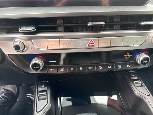 Used 2024 Kia Telluride S w/ S Sunroof Package image 15