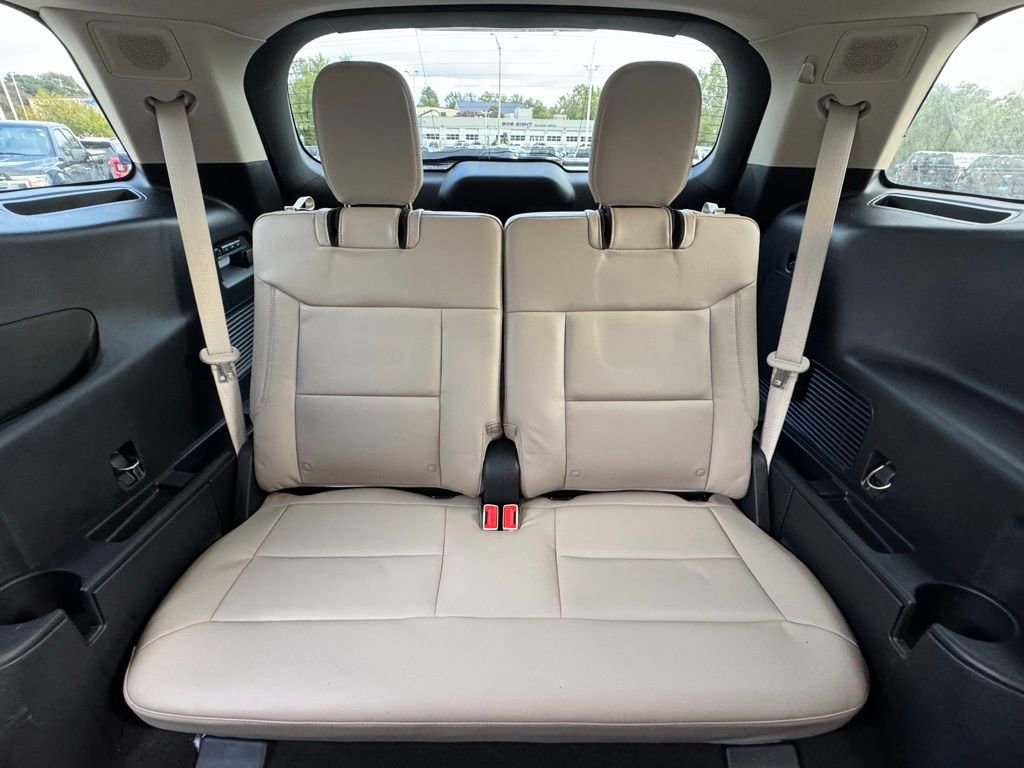 Used 2022 Ford Explorer Limited w/ Equipment Group 301A image 30