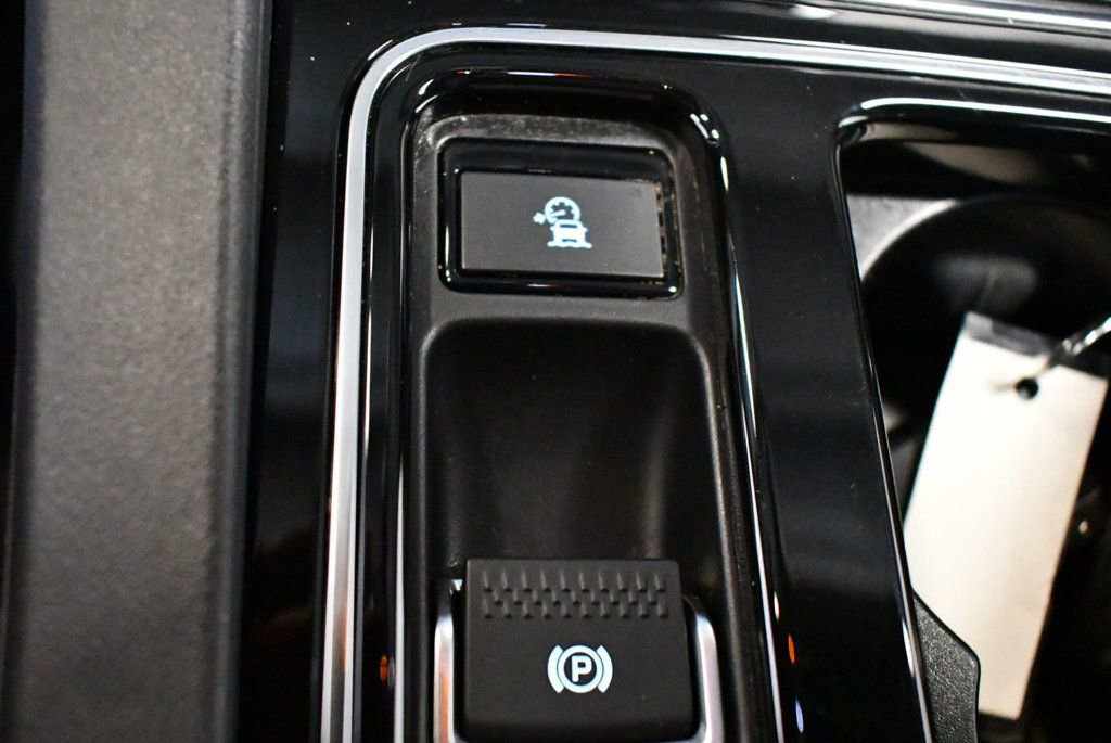 Used 2020 Jaguar F-PACE Premium AWD/4WD image 55