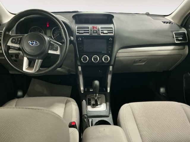 Used 2017 Subaru Forester 2.5i Premium w/ Popular Package #2A AWD/4WD image 10