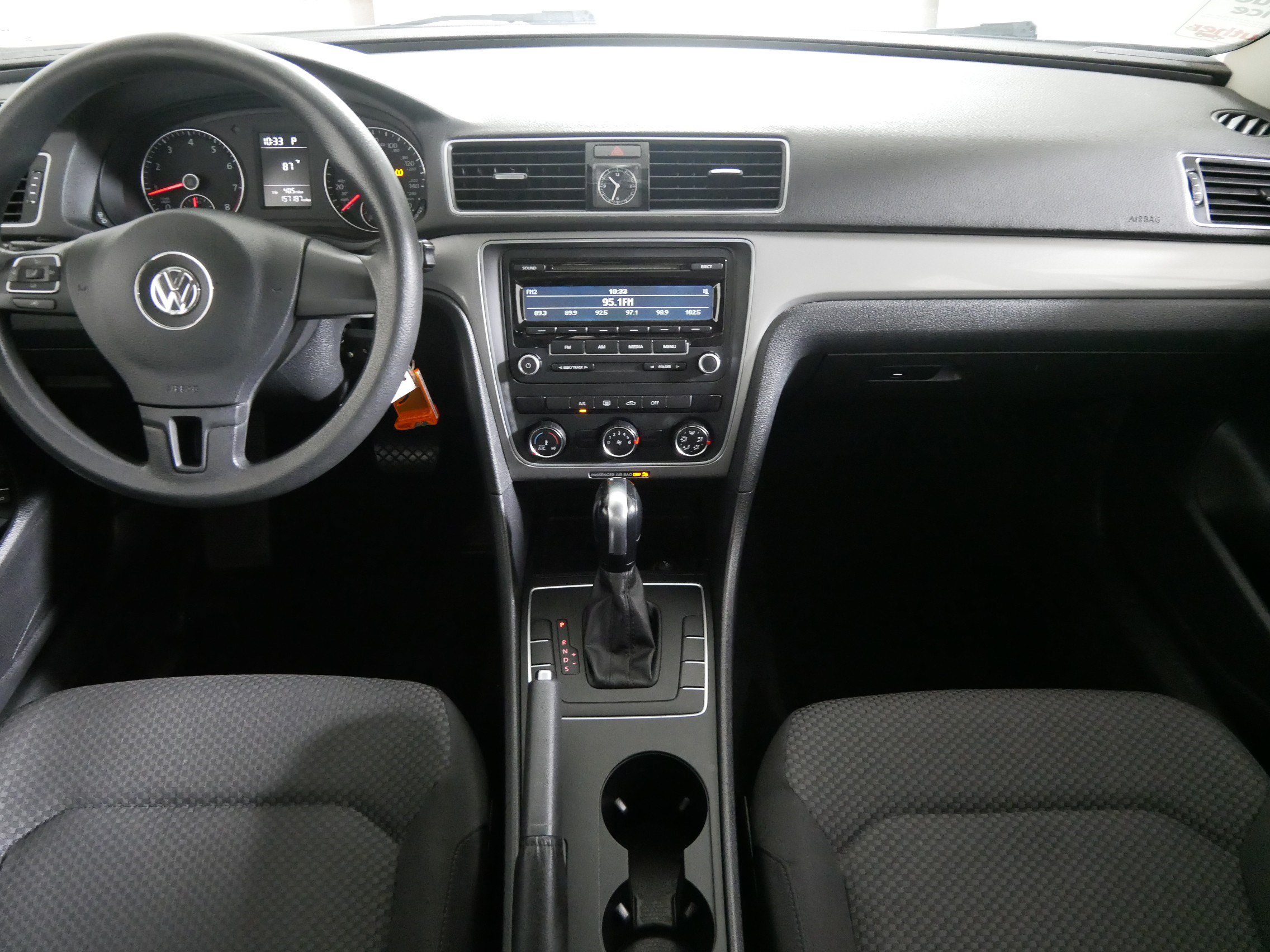 Used 2013 Volkswagen Passat 2.5 S FWD image 10