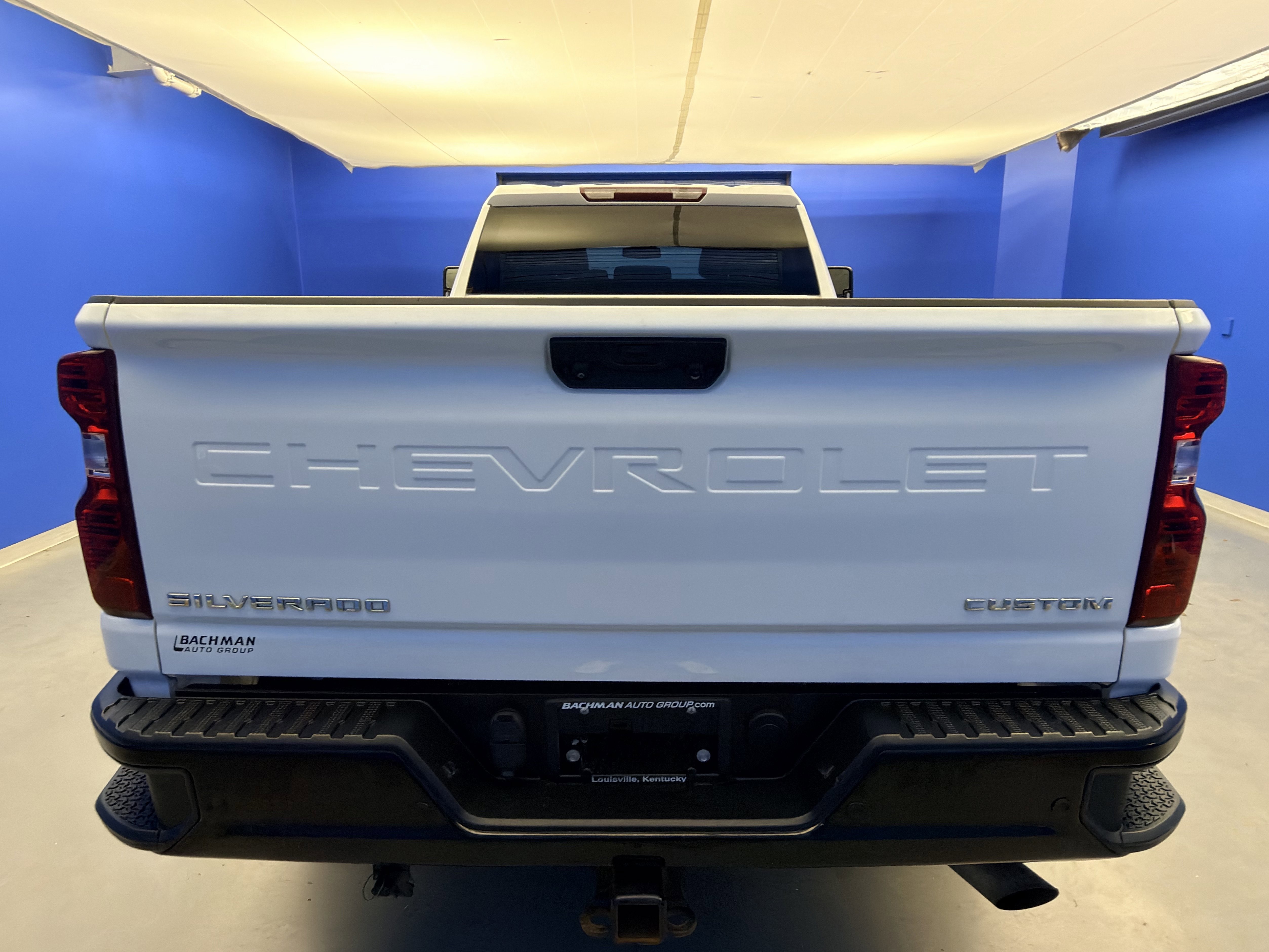 Used 2024 Chevrolet Silverado 2500 Custom w/ Custom Value Package image 6