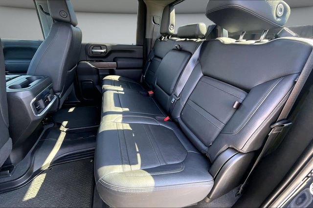 Used 2022 GMC Sierra 3500 Denali w/ Denali Black Diamond Edition image 22