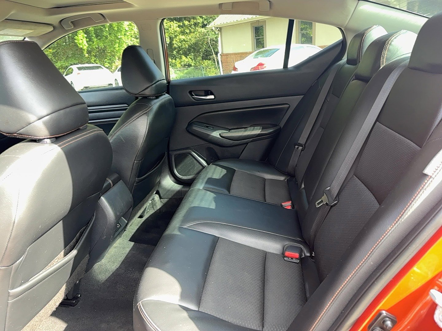 Used 2021 Nissan Altima 2.5 SR w/ SR Premium Package image 10