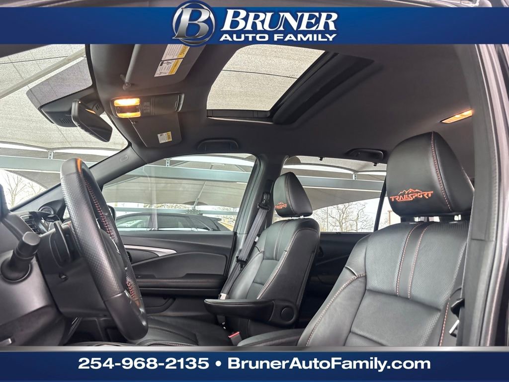 Used 2023 Honda Passport TrailSport image 25
