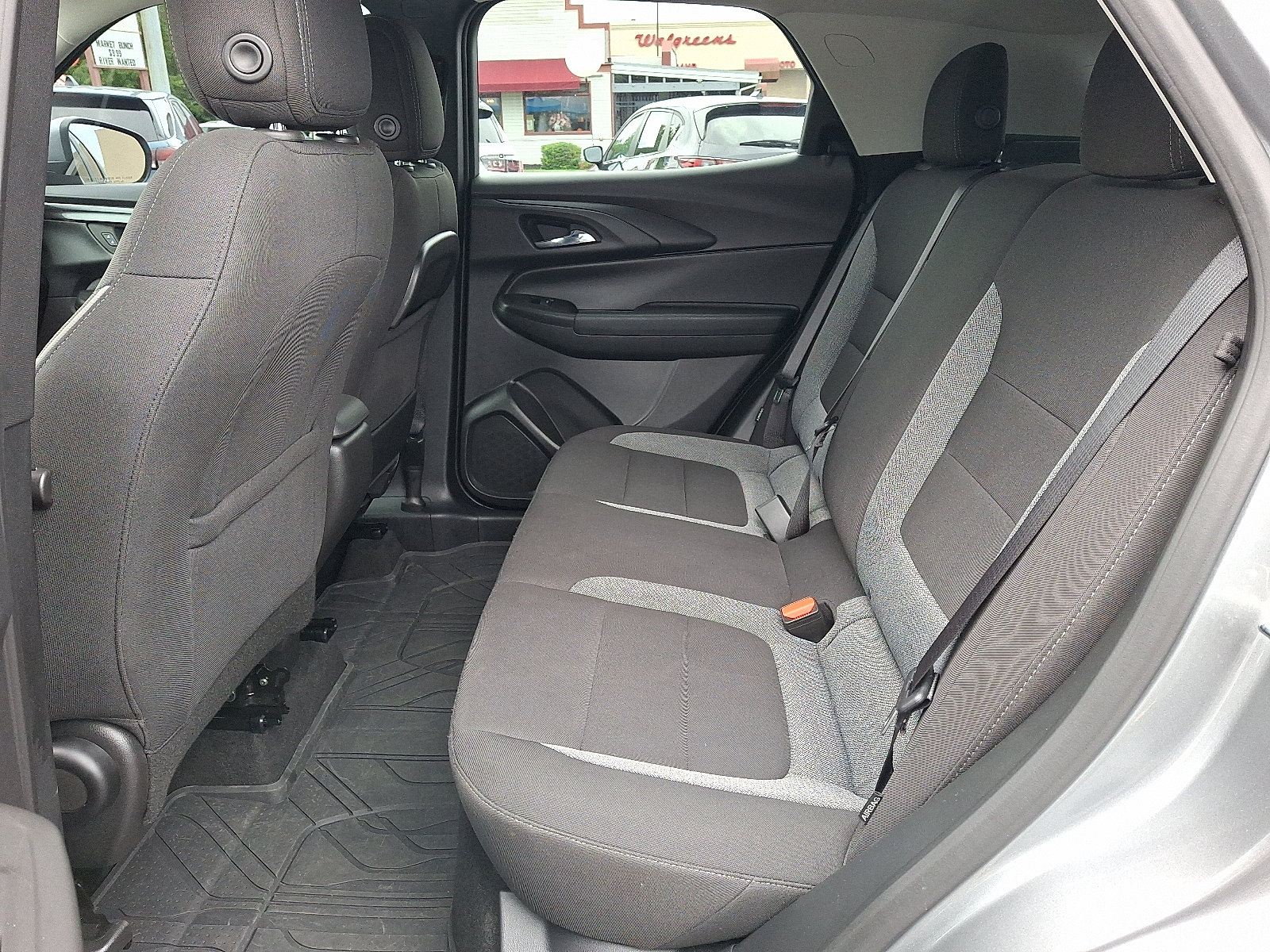 Used 2026 Chevrolet TrailBlazer LT FWD image 9