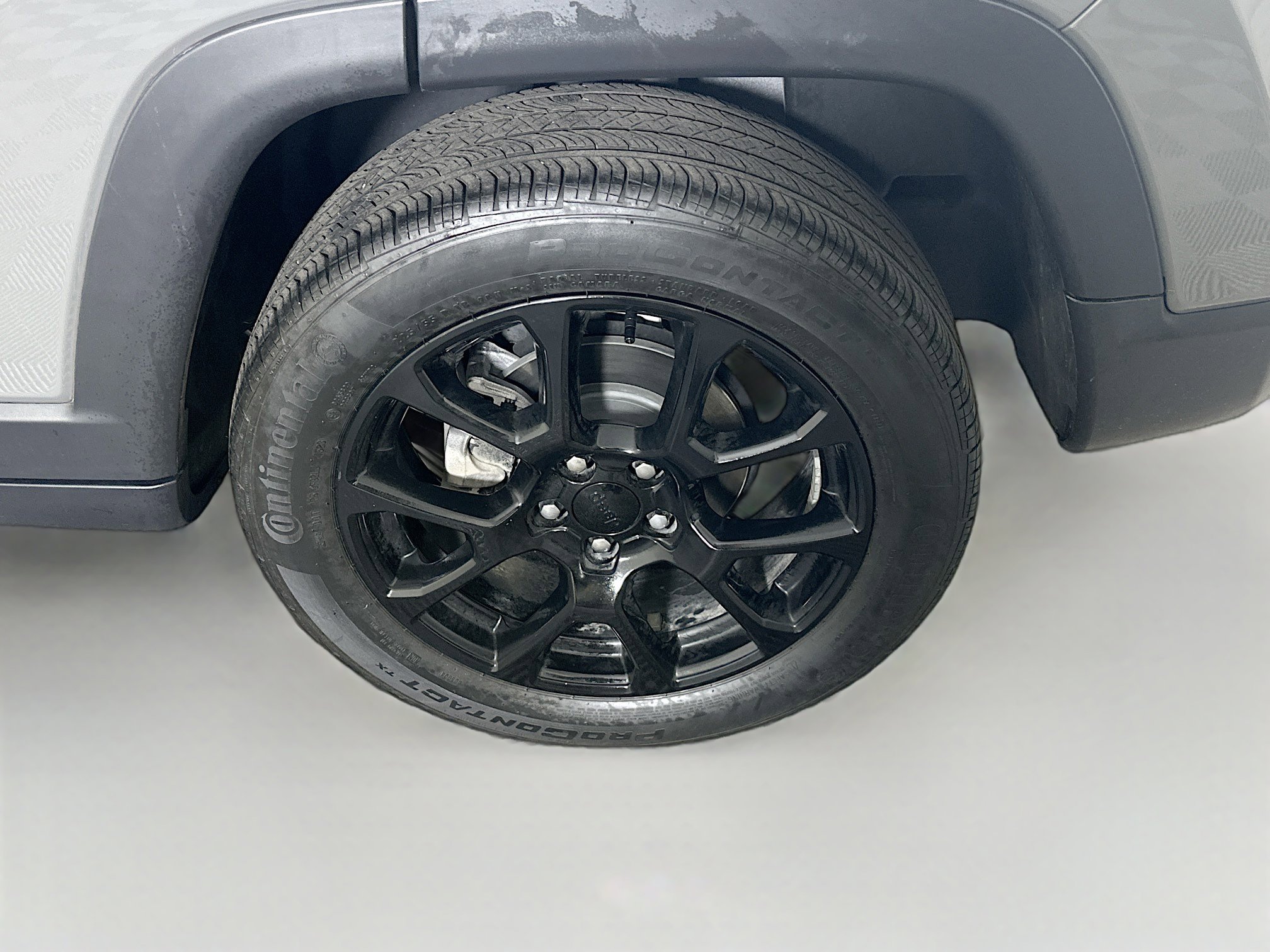 Used 2023 Jeep Compass Latitude AWD/4WD image 11