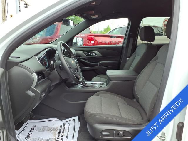 Used 2023 Chevrolet Traverse LT FWD image 17