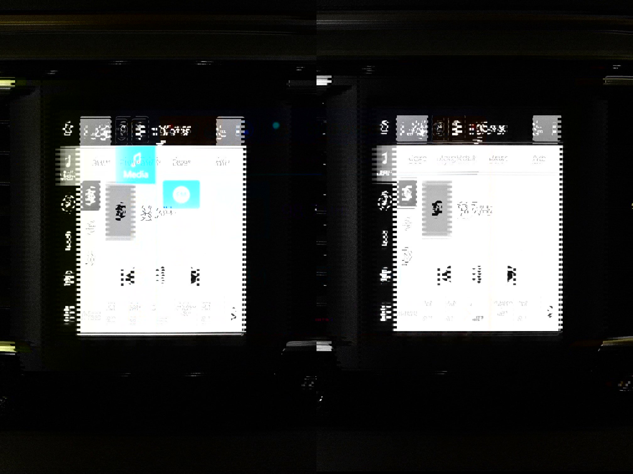 Used 2023 Chrysler Voyager LX image 25