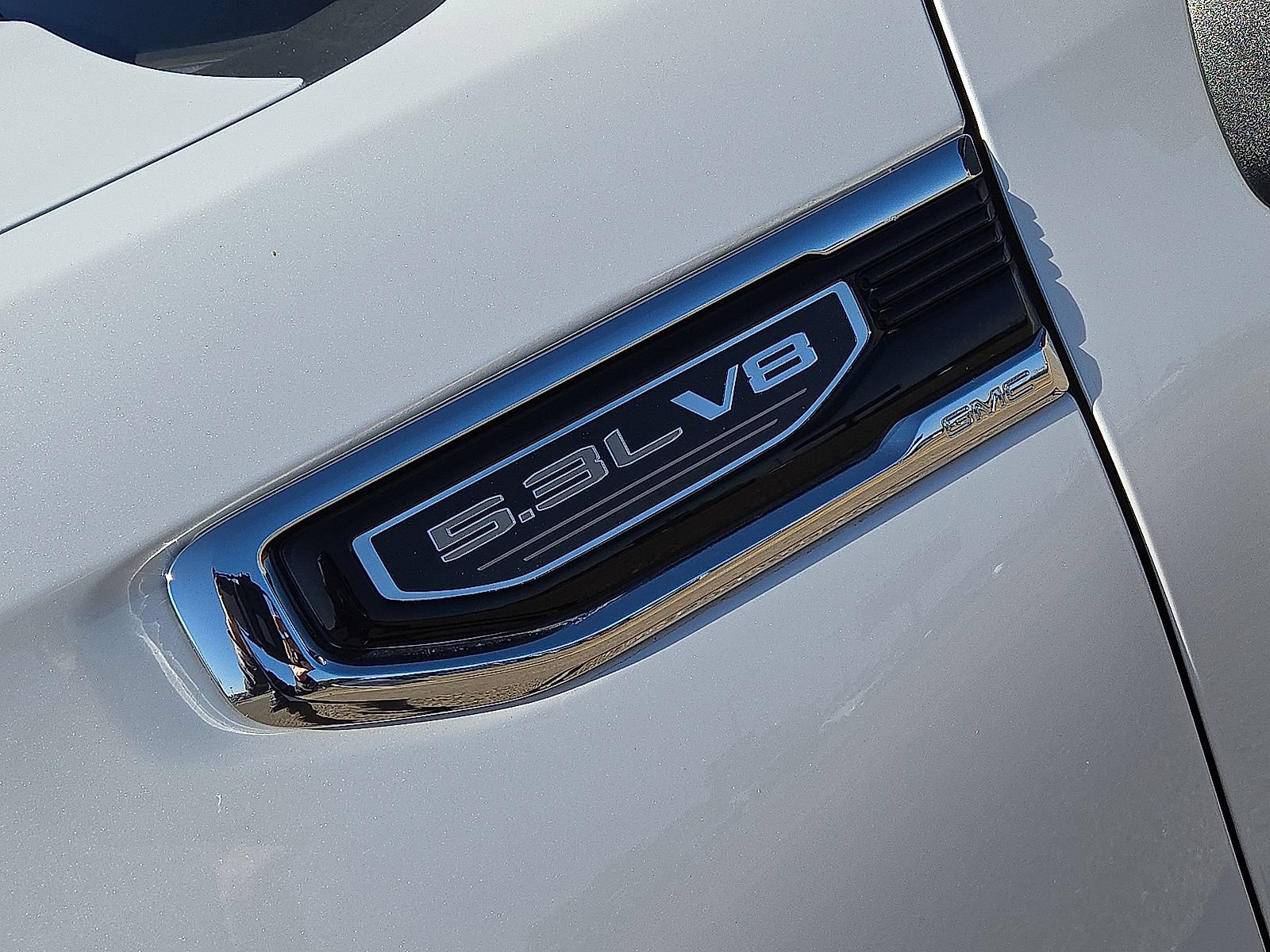 Used 2023 GMC Sierra 1500 SLT w/ SLT Premium Package AWD/4WD image 11
