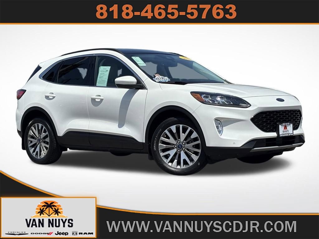 Used 2022 Ford Escape Titanium w/ Class II Trailer Tow Package