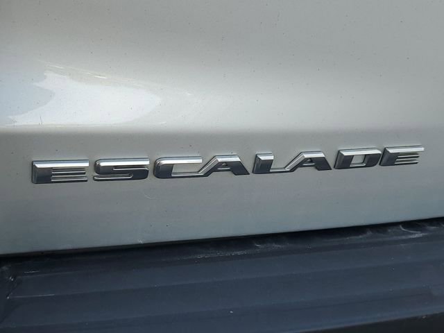 Used 2017 Cadillac Escalade Luxury image 41