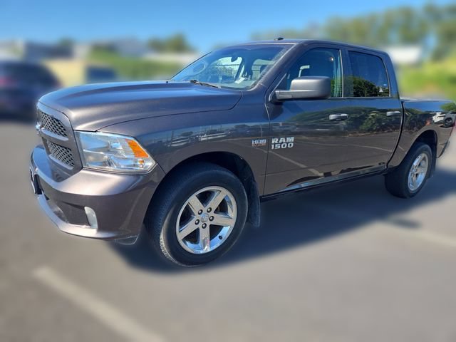 Used 2017 RAM 1500 Express AWD/4WD image 3