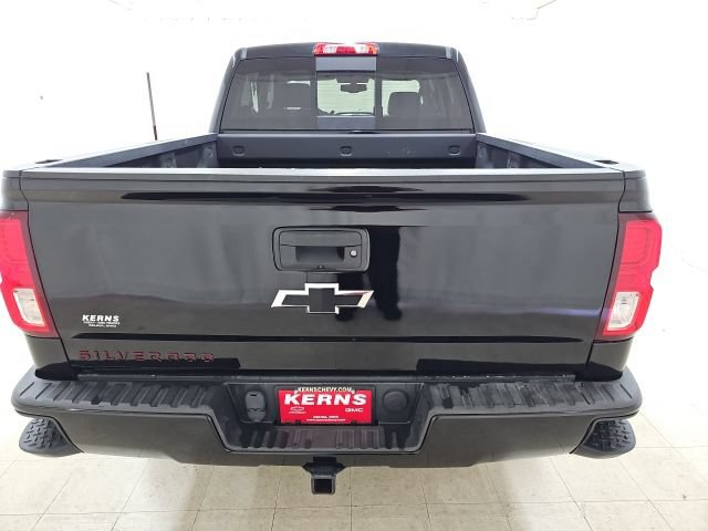 Used 2018 Chevrolet Silverado 1500 LTZ Z71 w/ Redline Edition AWD/4WD image 15