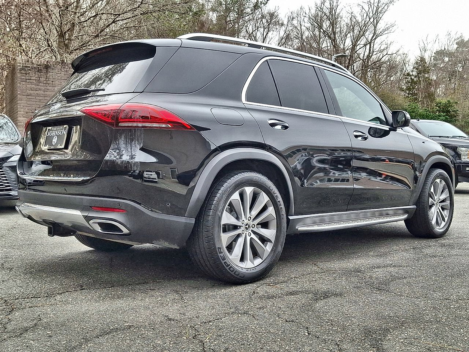 Used 2020 Mercedes-Benz GLE 350 w/ Premium Package image 7