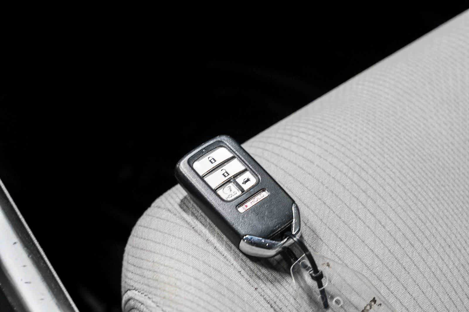 Used 2017 Honda Accord EX image 29