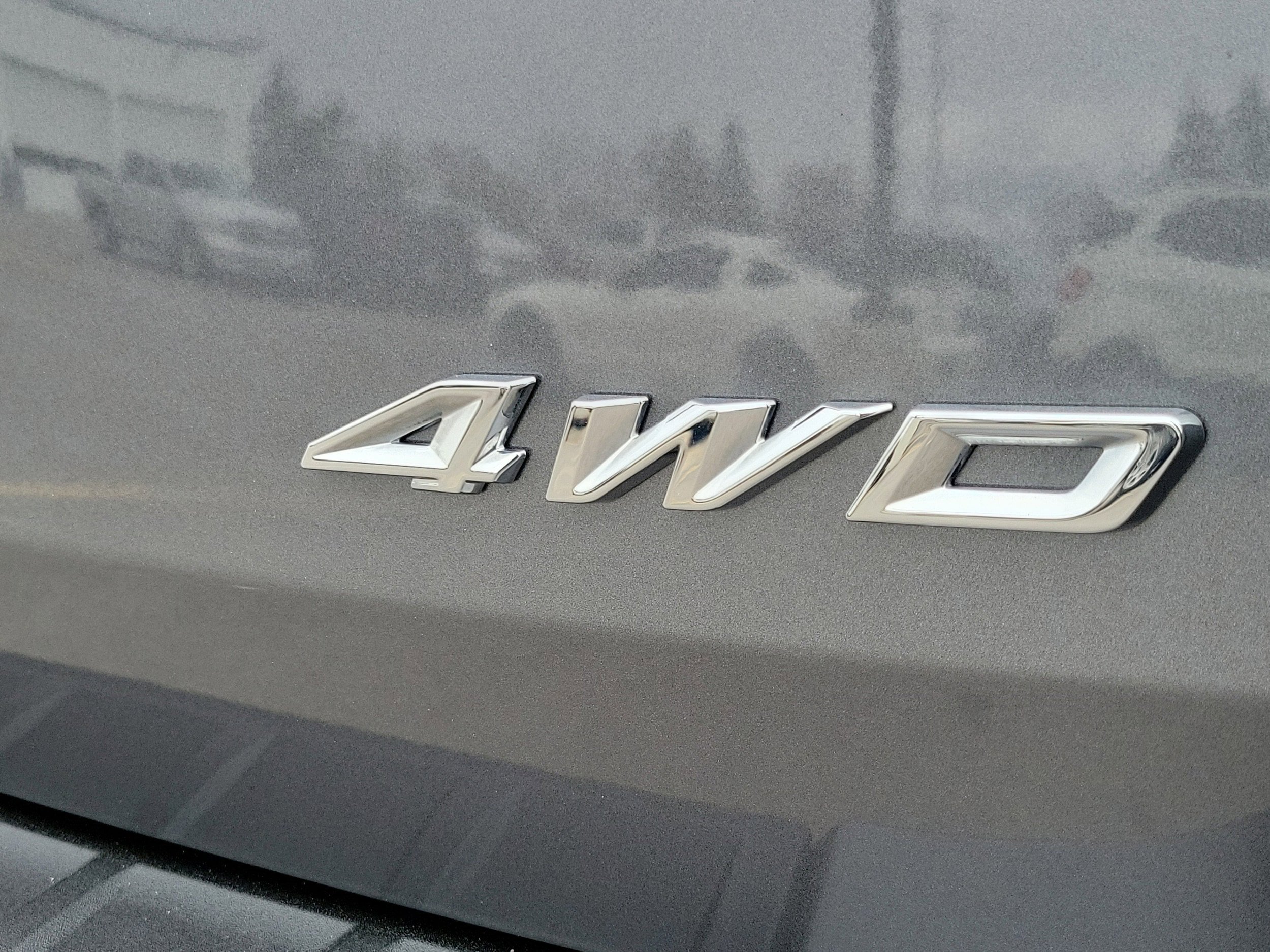 Used 2023 Ford Explorer XLT w/ Equipment Group 202A AWD/4WD image 6