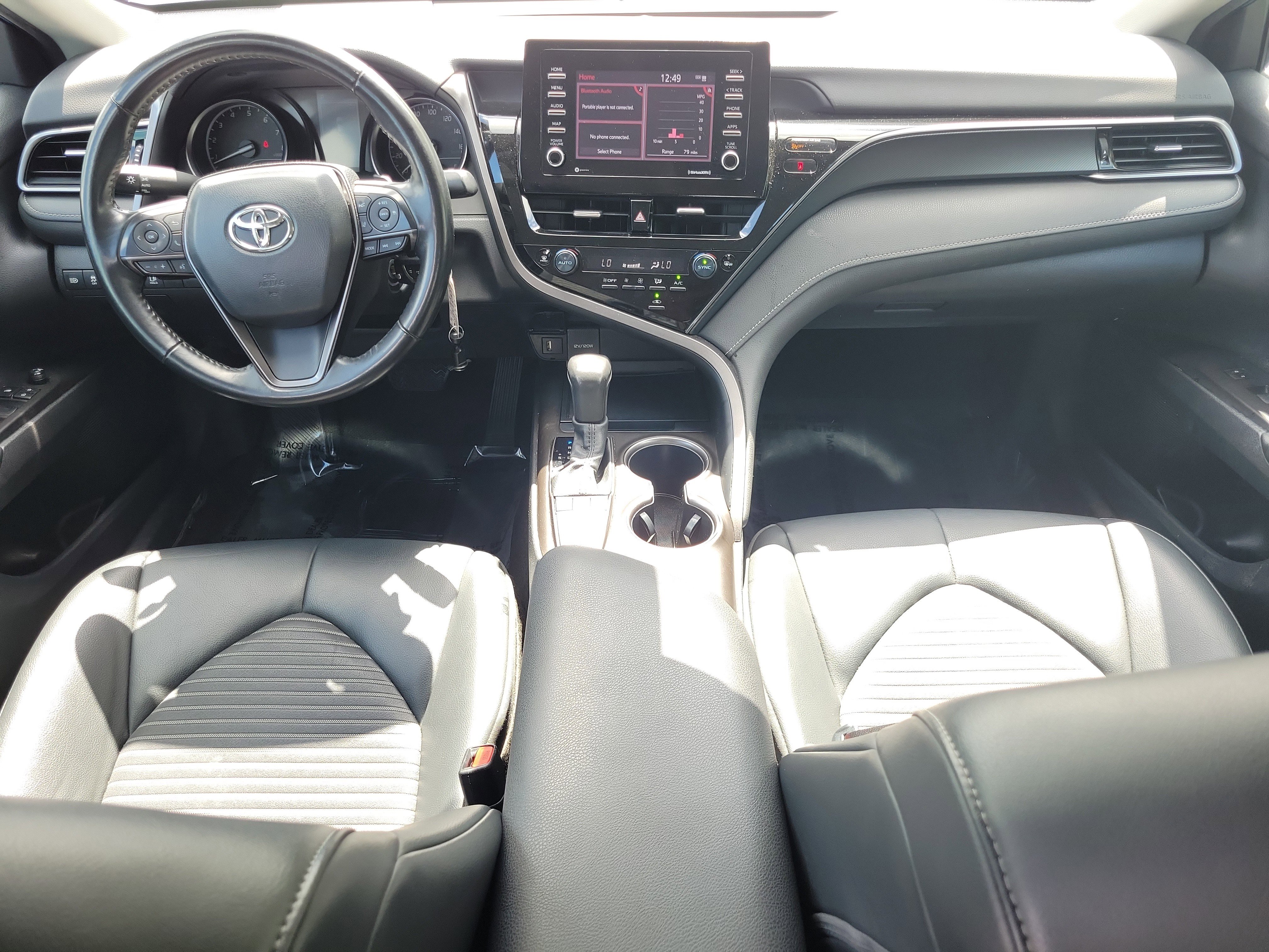 Used 2024 Toyota Camry SE image 17