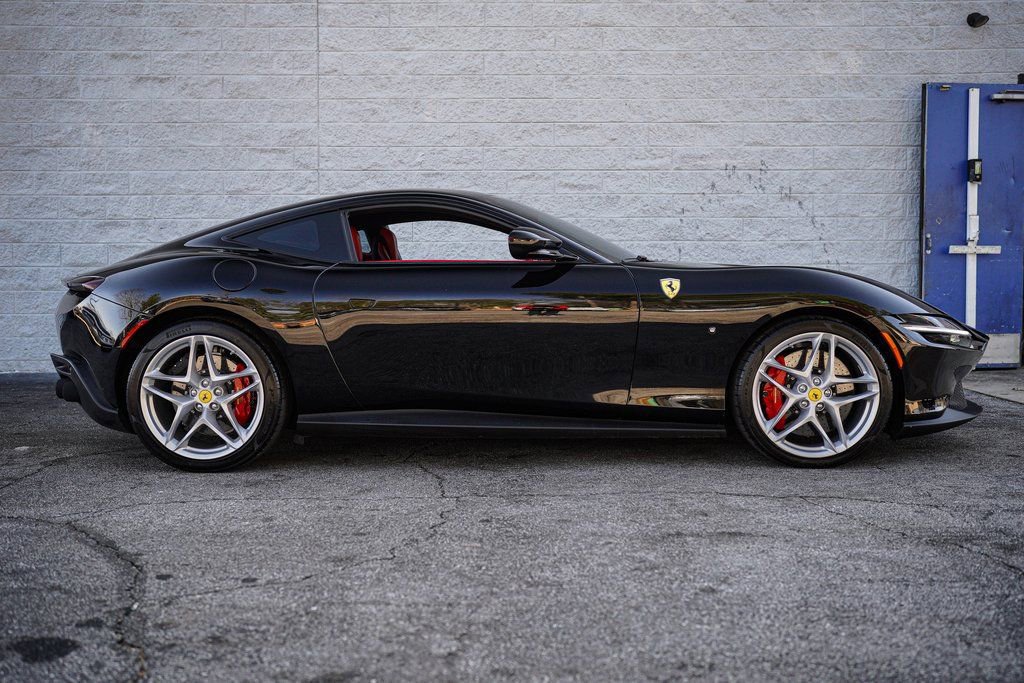 Used 2023 Ferrari Roma image 17