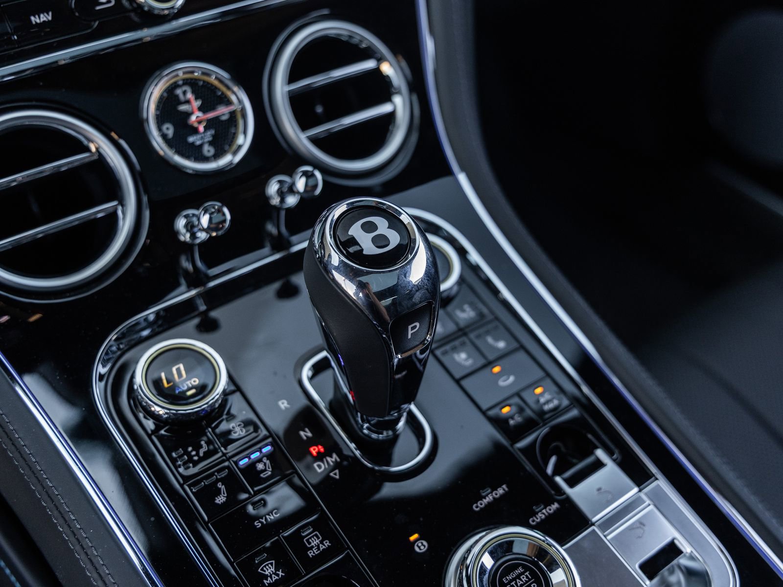 Used 2024 Bentley Continental GT image 34