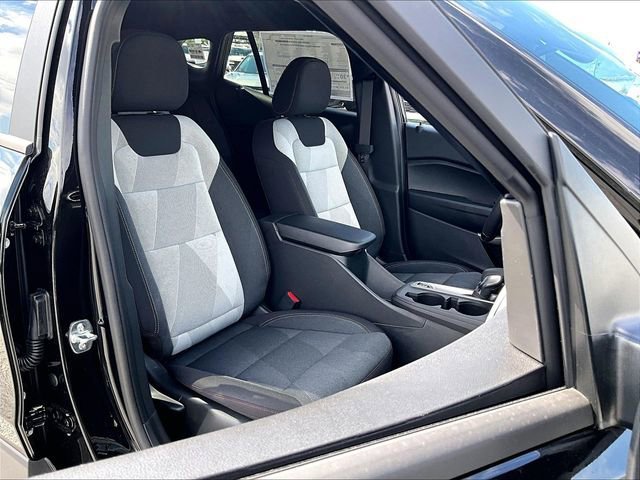 New 2026 Chevrolet Trax RS w/ Driver Confidence Package FWD image 30