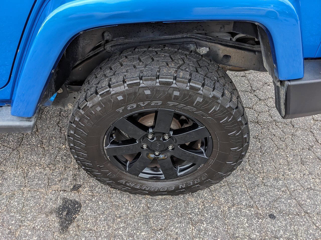 Used 2014 Jeep Wrangler Altitude image 10