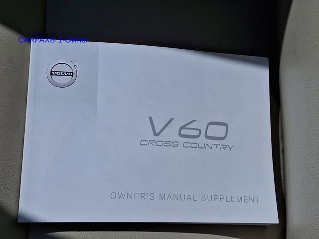 Used 2017 Volvo V60 T5 Cross Country AWD/4WD image 29