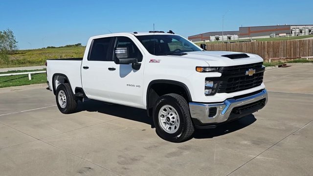 New 2026 Chevrolet Silverado 2500 W/T AWD/4WD image 2