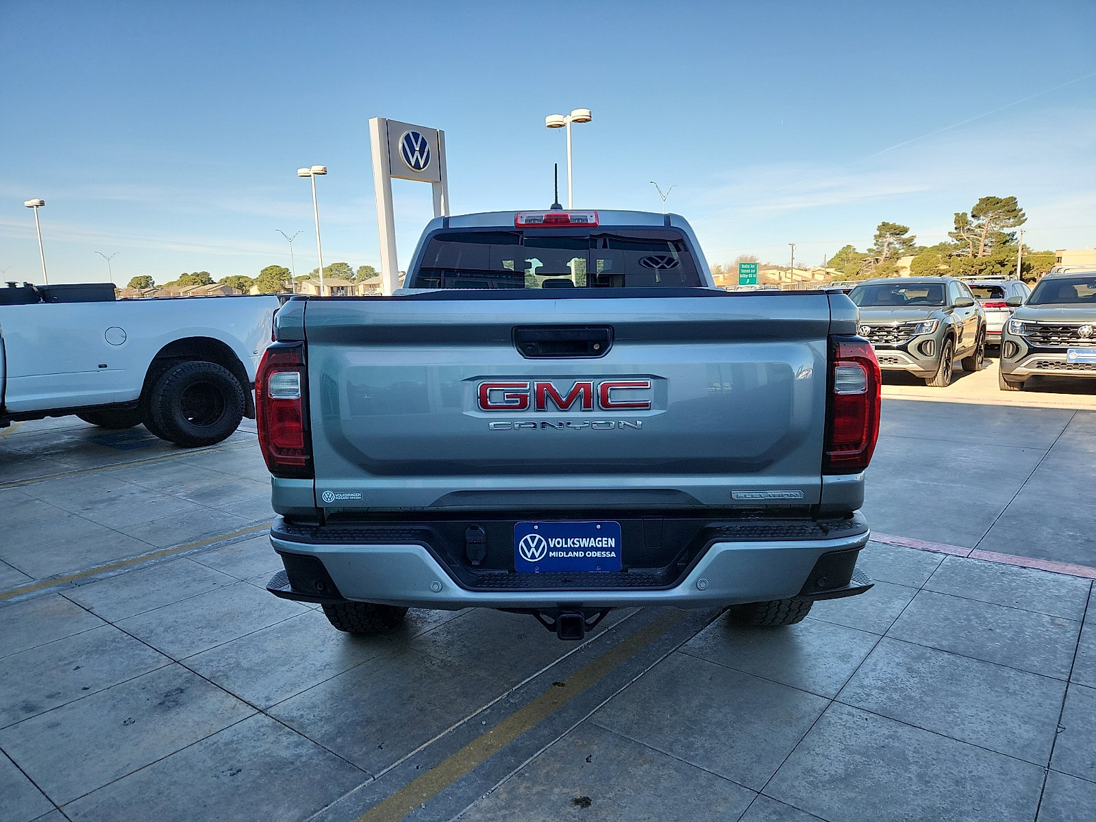 Used 2023 GMC Canyon Elevation w/ Elevation Premium Package image 6