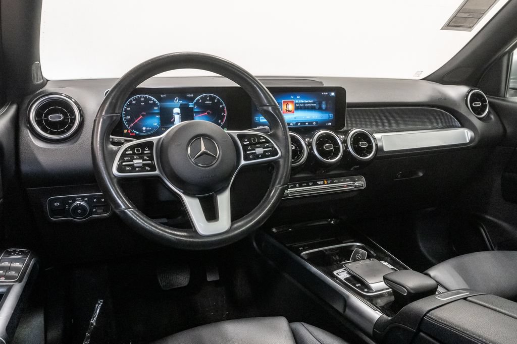 Used 2020 Mercedes-Benz GLB 250 4MATIC image 7