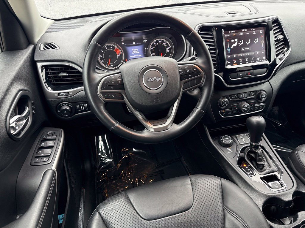 Used 2020 Jeep Cherokee Limited AWD/4WD image 15