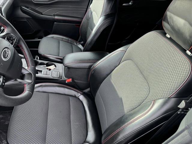 Used 2024 Ford Escape ST-Line AWD/4WD image 10