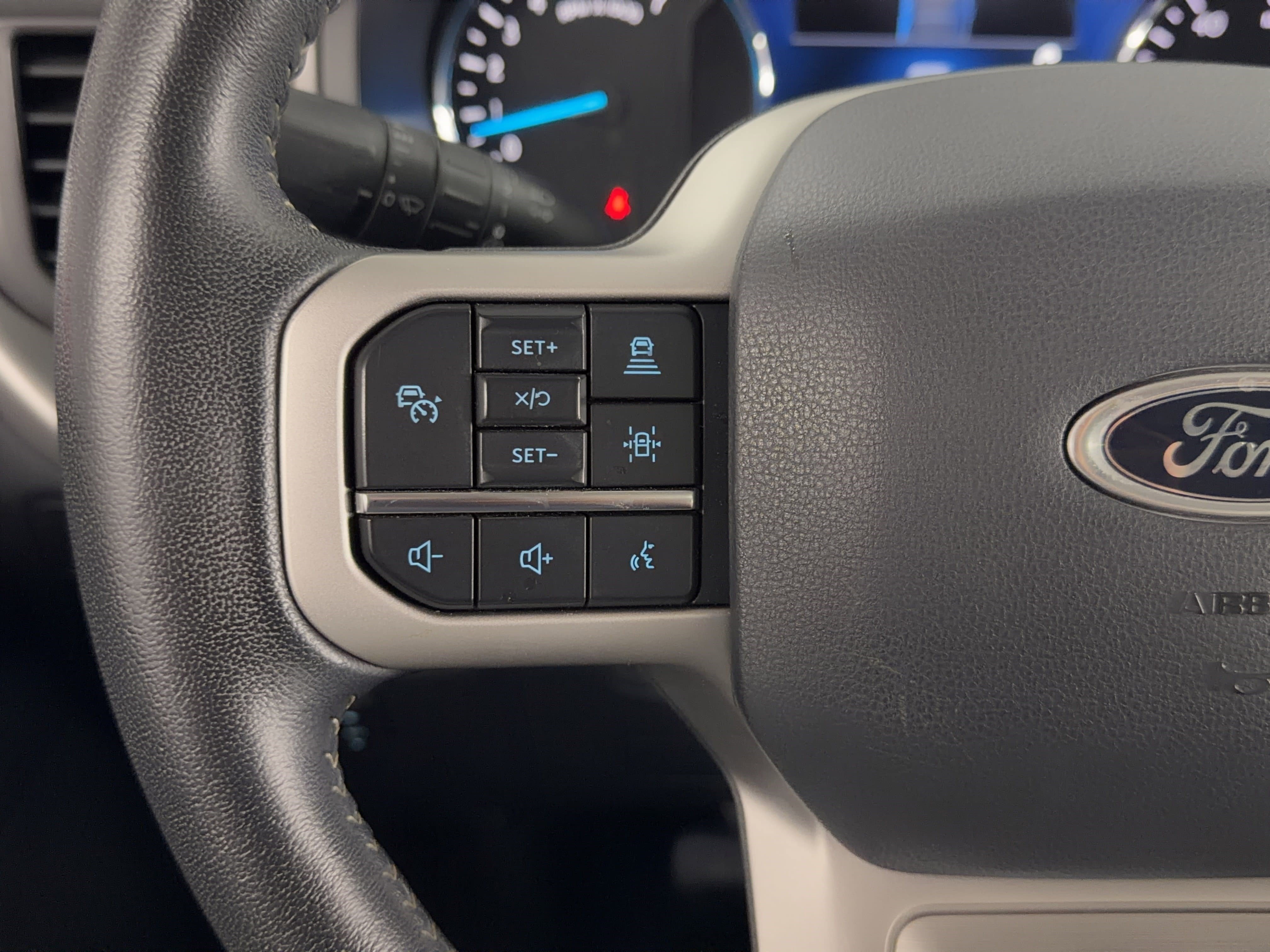 Used 2022 Ford Expedition XLT RWD image 21