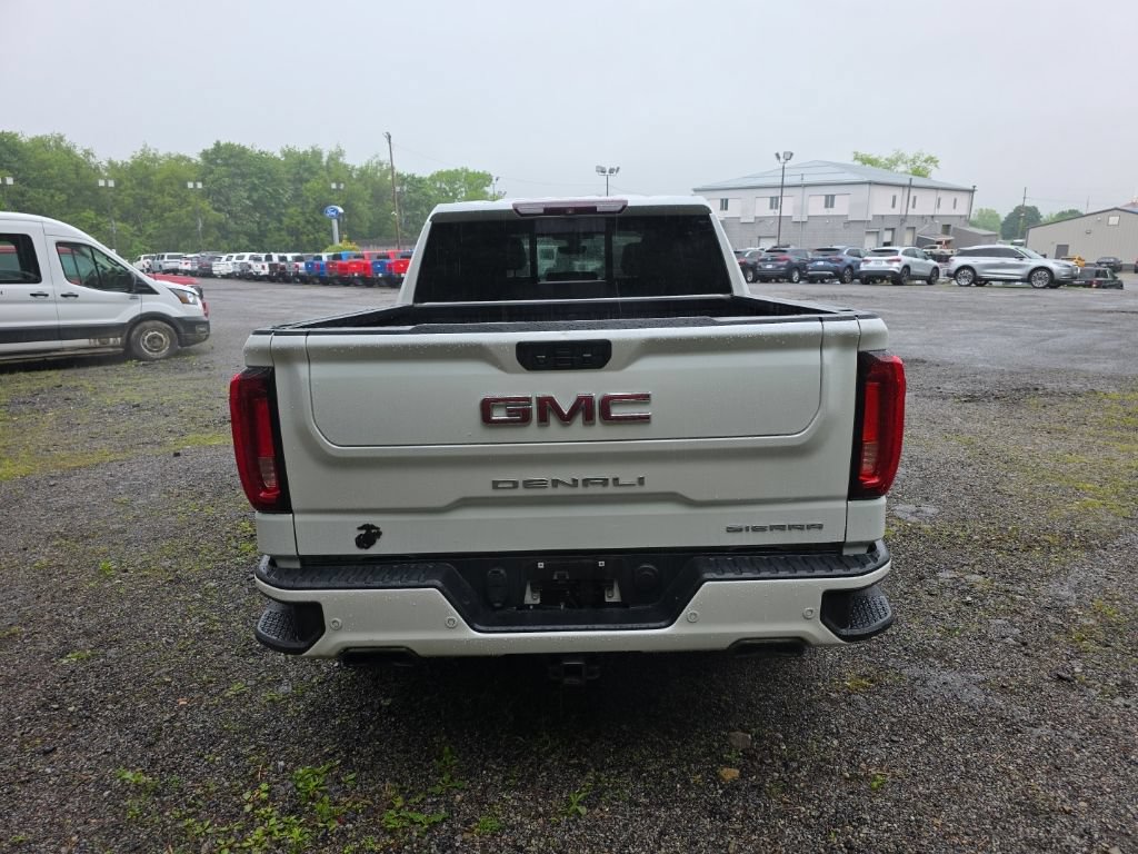 Used 2019 GMC Sierra 1500 Denali w/ Denali Ultimate Package AWD/4WD image 4